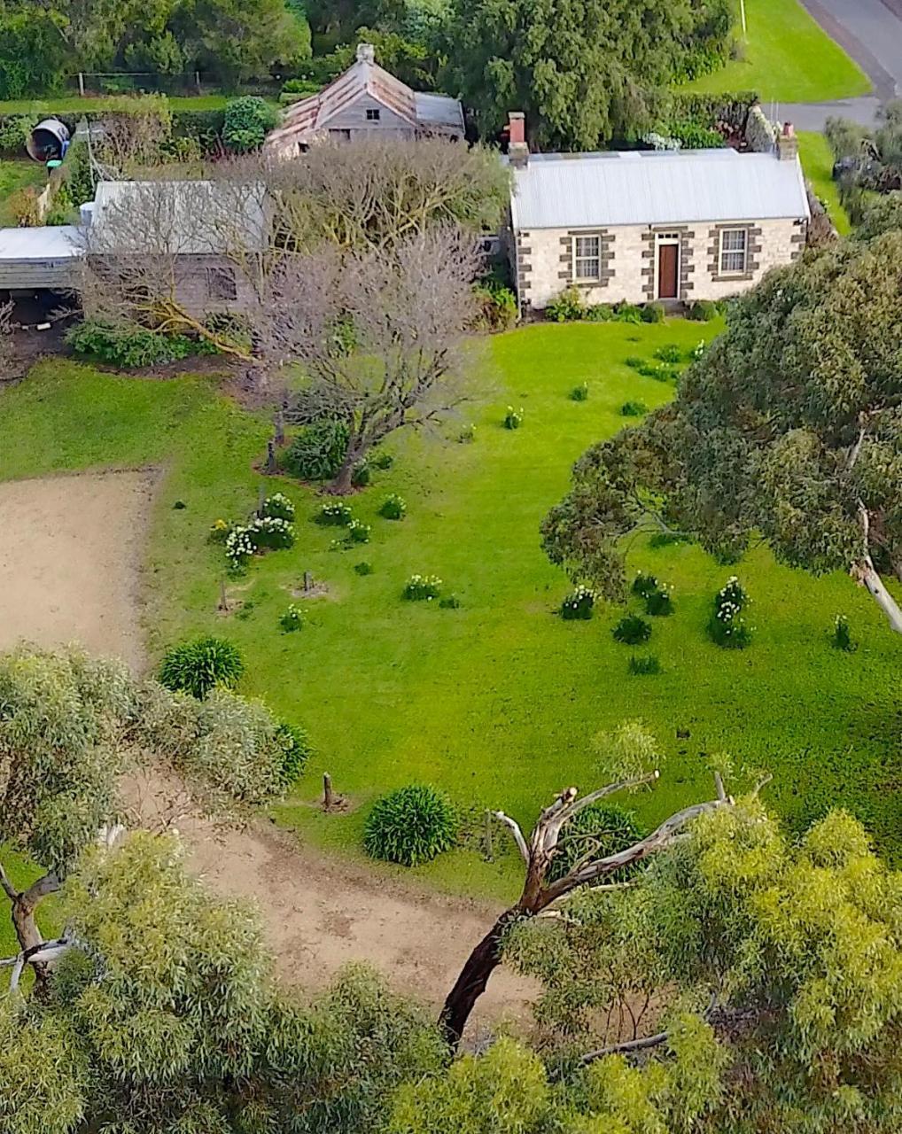 Cherry Plum Cottages Port Fairy Exterior foto